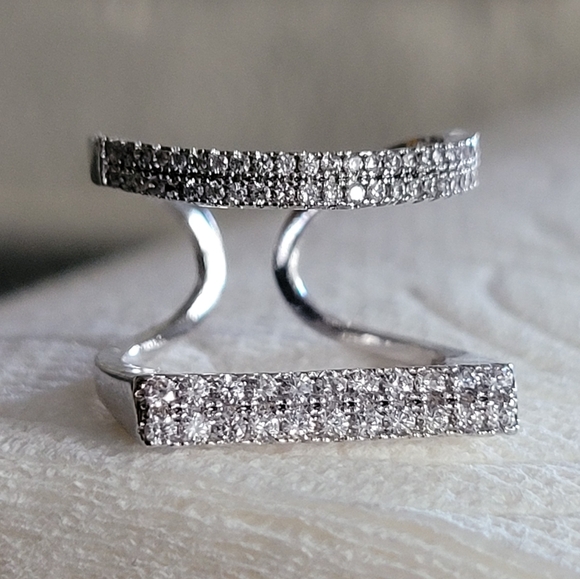 Cubic Zirconia Adjustable Silvertone Fashion Ring EUC Two-Tier - Picture 3 of 13